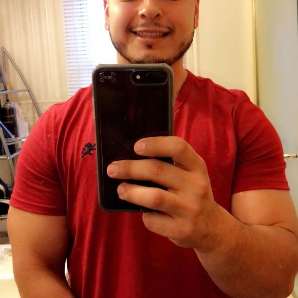 Meet your Posher, Lazaro - Picture 1 of 1